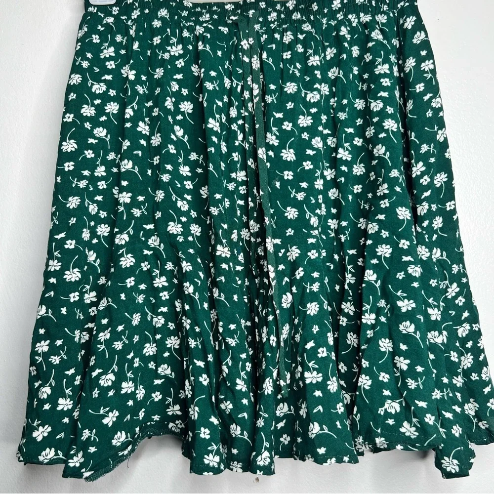 Princess Polly Green Delungra Short Mini Skirt Size 6 - Picture 6 of 8